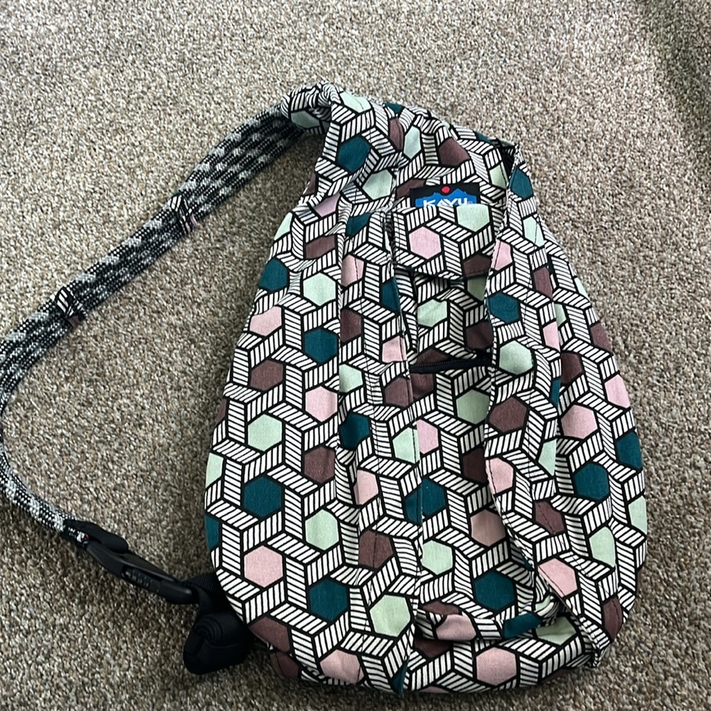 Kacy sling backpack - Picture 2 of 6